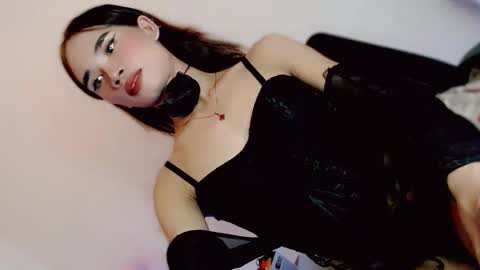 Snapshot of mscherry_ chatting on 04-24-26, 05:04 mscherry_ online show from 04-24-26, 05:04