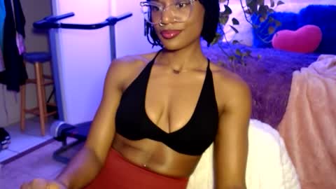 Snapshot of msemonibrown chatting on 01-08-26, 12:24 CocoSage online show from 01-08-26, 12:24
