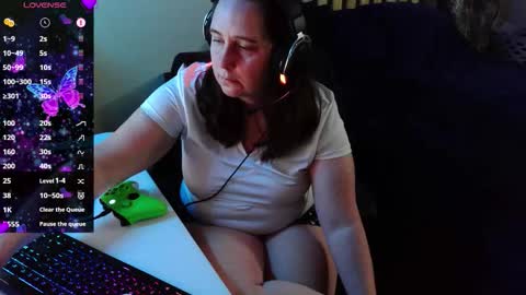 Snapshot of msgamergirl69 chatting on 01-09-26, 02:47 MsGamerGirl69 online show from 01-09-26, 02:47