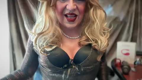 mskarentoy online show from 04-01-26, 07:11