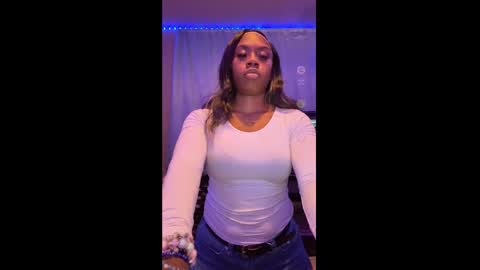 mskitty000 online show from 09-09-25, 11:26