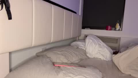 mskitty000 online show from 02-16-26, 07:04