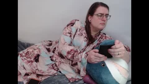 Snapshot of mspluralit chatting on 03-22-26, 04:43 MspluraliT online show from 03-22-26, 04:43