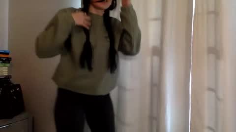 Snapshot of msrubyhayes chatting on 03-19-26, 12:42 Ruby online show from 03-19-26, 12:42