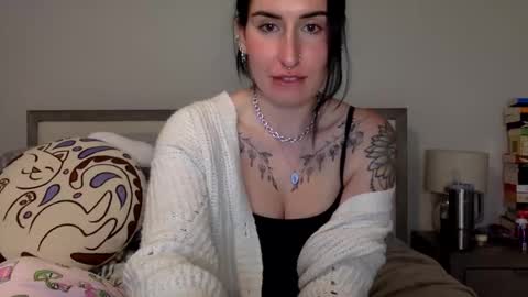 Snapshot of msrubyhayes chatting on 04-06-26, 02:31 Ruby online show from 04-06-26, 02:31