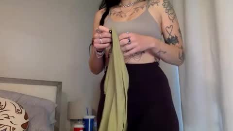Snapshot of msrubyhayes chatting on 04-16-26, 02:51 Ruby online show from 04-16-26, 02:51