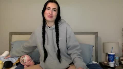 Snapshot of msrubyhayes chatting on 04-27-26, 01:09 Ruby online show from 04-27-26, 01:09