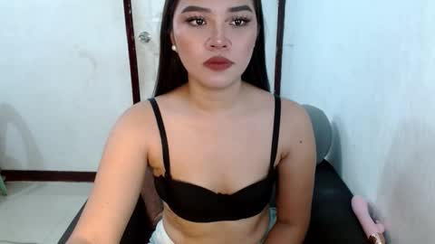 Olivia online show from 03-18-26, 08:45