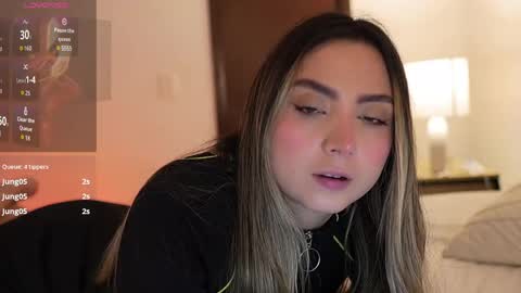 Sophie  online show from 05-27-26, 06:49