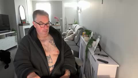 Snapshot of mtb1697 chatting on 10-30-25, 10:38 mtb1697 online show from 10-30-25, 10:38