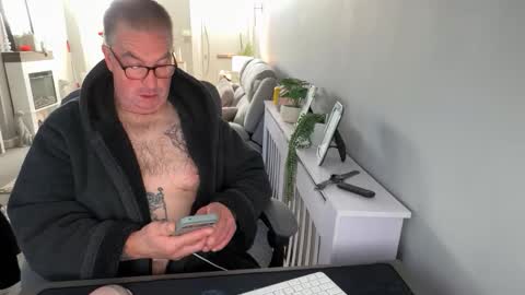 Snapshot of mtb1697 chatting on 11-01-25, 10:28 mtb1697 online show from 11-01-25, 10:28