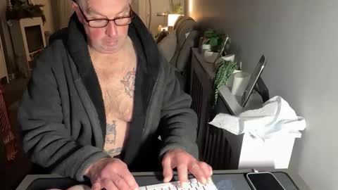 Snapshot of mtb1697 chatting on 12-21-25, 12:29 mtb1697 online show from 12-21-25, 12:29