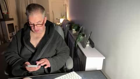 Snapshot of mtb1697 chatting on 01-05-26, 09:18 mtb1697 online show from 01-05-26, 09:18