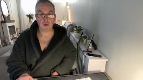 Snapshot of mtb1697 chatting on 01-07-26, 10:40 mtb1697 online show from 01-07-26, 10:40