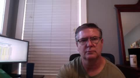 Snapshot of mtbrdr73 chatting on 09-12-25, 09:37 mtbrdr73 online show from 09-12-25, 09:37