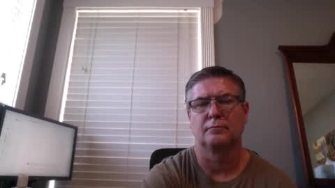 Snapshot of mtbrdr73 chatting on 10-10-25, 08:30 mtbrdr73 online show from 10-10-25, 08:30