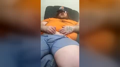 Snapshot of mtrcyclerydr chatting on 06-18-26, 12:33 B-Lo Average Guy online show from 06-18-26, 12:33