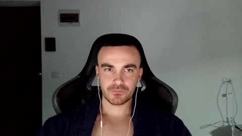 Victor online show from 01-19-25, 04:36