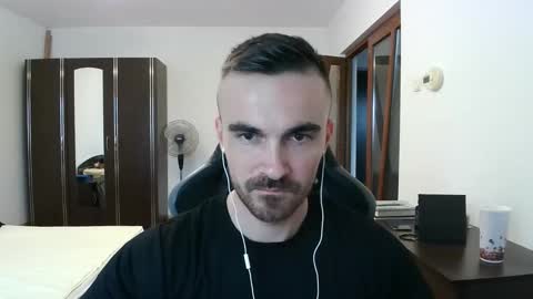 Victor online show from 10-12-25, 02:38