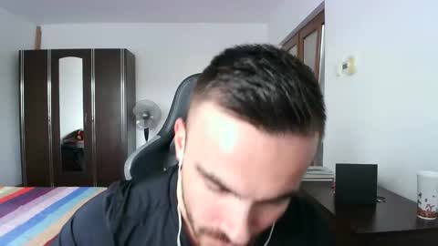 Victor online show from 10-19-25, 12:39