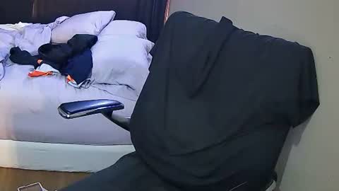 Muffdiver online show from 02-16-25, 06:32