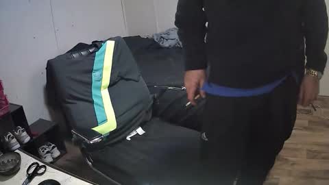 Muffdiver online show from 03-15-26, 03:29