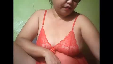 Snapshot of muffy_bunny chatting on 01-31-25, 08:12 muffy_bunny online show from 01-31-25, 08:12