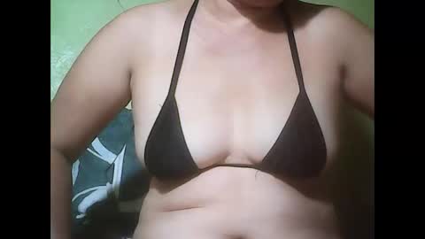 Snapshot of muffy_bunny chatting on 10-07-25, 07:33 muffy_bunny online show from 10-07-25, 07:33