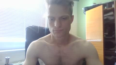 Snapshot of mugis420 chatting on 07-11-26, 11:02 mugis420 online show from 07-11-26, 11:02