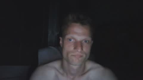 Snapshot of mugis420 chatting on 07-12-26, 07:16 mugis420 online show from 07-12-26, 07:16