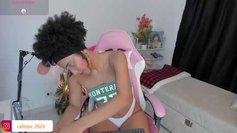 Snapshot of mulata_ch chatting on 02-18-26, 01:23 HEY GUYS IF YOU LIKE SEXY SHOW YOU ARE IN THE CORRECT PLACE CU WENESDAY PVT OPEN TRANSMISSION TIME 5 PM - 10 PM COLOMBIA online show from 02-18-26, 01:23