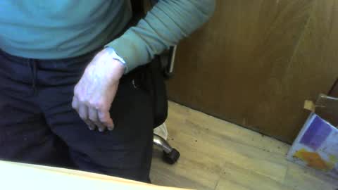 Snapshot of muller520 chatting on 06-20-26, 06:05 muller520 online show from 06-20-26, 06:05