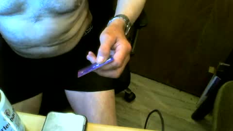Snapshot of muller520 chatting on 06-20-26, 06:22 muller520 online show from 06-20-26, 06:22
