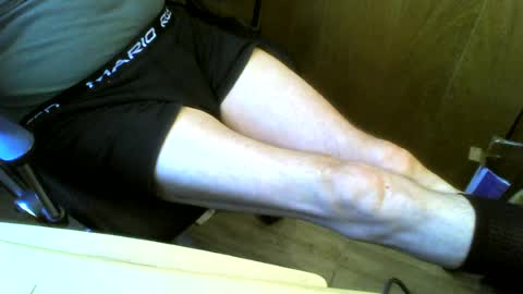 Snapshot of muller520 chatting on 06-21-26, 06:27 muller520 online show from 06-21-26, 06:27