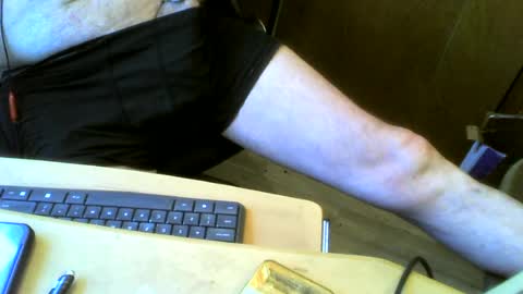 Snapshot of muller520 chatting on 06-22-26, 05:21 muller520 online show from 06-22-26, 05:21
