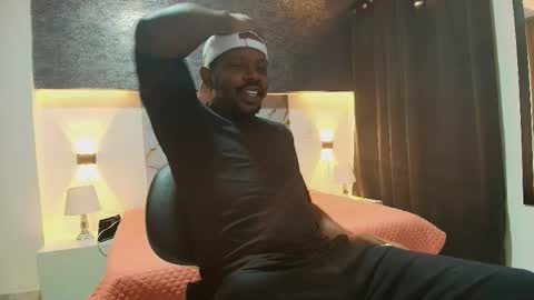 Muller Asher online show from 11-07-25, 03:39