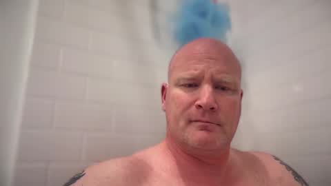 Snapshot of multipopper chatting on 10-28-25, 01:42 multipopper online show from 10-28-25, 01:42