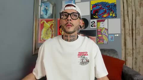 murdok  online show from 10-27-25, 05:11