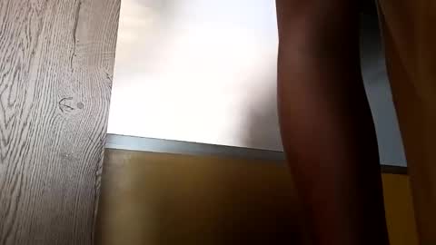 Snapshot of murfialdo chatting on 12-17-24, 12:11 Sebastian online show from 12-17-24, 12:11