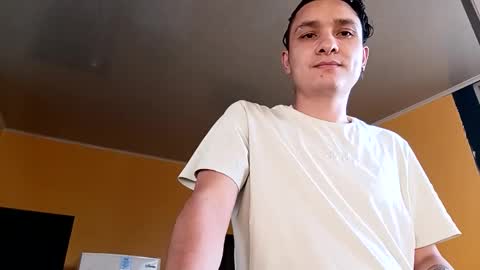 Snapshot of murfialdo chatting on 01-12-25, 12:23 Sebastian online show from 01-12-25, 12:23