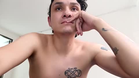 Snapshot of murfialdo chatting on 03-08-25, 12:20 Sebastian online show from 03-08-25, 12:20