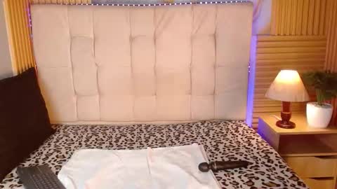 Snapshot of muriell303av chatting on 11-12-25, 04:13 muriell303av online show from 11-12-25, 04:13