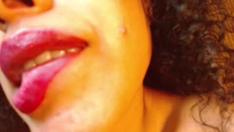 Snapshot of muriell303av chatting on 11-15-25, 04:32 muriell303av online show from 11-15-25, 04:32