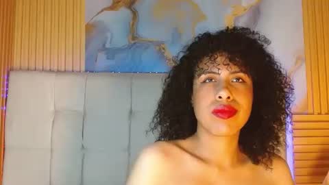 Snapshot of muriell303av chatting on 11-30-25, 03:32 muriell303av online show from 11-30-25, 03:32