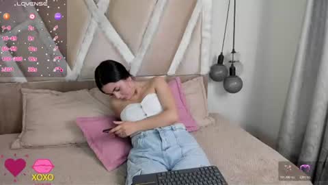 muriell_69 online show from 07-09-26, 03:49