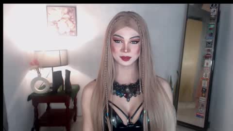 Snapshot of murphy_bitches chatting on 09-17-25, 02:35 MURPHY online show from 09-17-25, 02:35