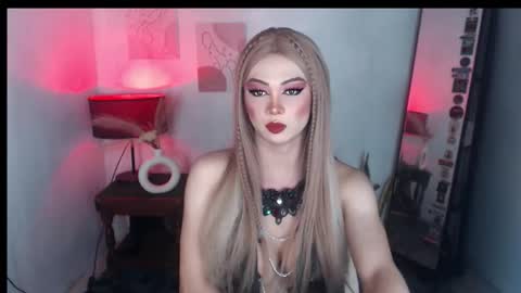 Snapshot of murphy_bitches chatting on 10-21-25, 04:51 MURPHY online show from 10-21-25, 04:51