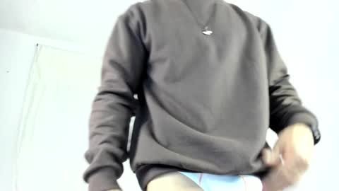 Muscle Man online show from 12-01-25, 02:55