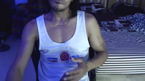 Snapshot of muscle_man1 chatting on 03-01-26, 08:33 Mike online show from 03-01-26, 08:33