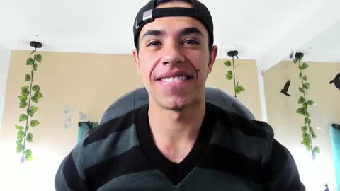 muscle scott online show from 10-14-25, 12:06